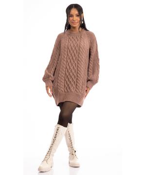 Wool blouse with a round neck 
